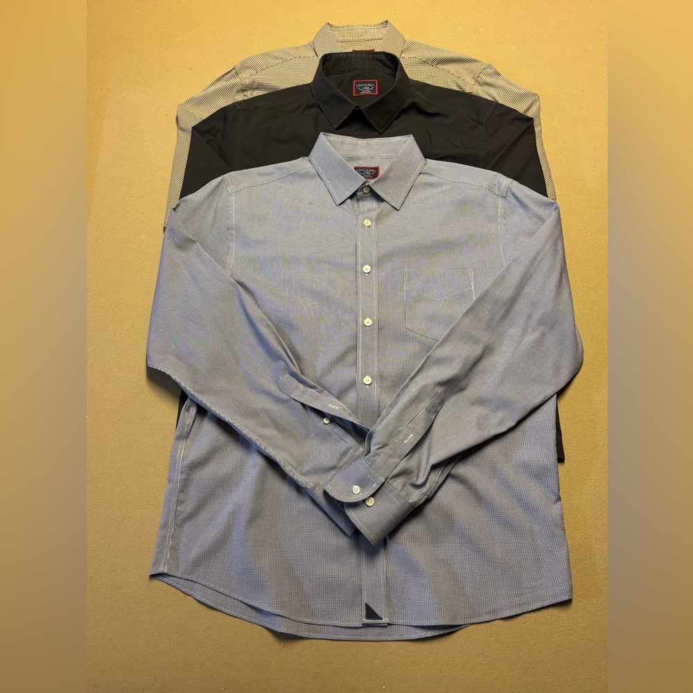 Lot 3 UNTUCKit Black and Light Blue Dress Shirts size Large